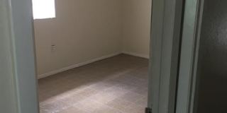1407 W 14th Street Gallery 34
