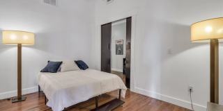 2 BED | 2 BATH | DOWNTOWN CONDO | GARAGE PARKING INCLUDED Gallery 22