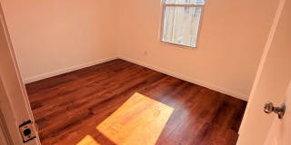 3843 N 10th St Gallery 8