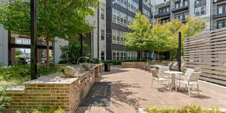 500 West Trade 500 West Trade Gallery 28