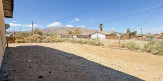 29 Palms Home with Attached Garage Gallery 13