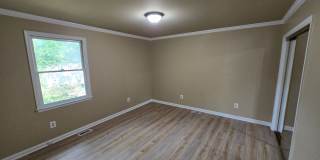 NEWLY REMODELED 3 bedroom house in Colonial Heights Gallery 9