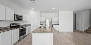 35450 W Santa Clara Avenue Gallery 15