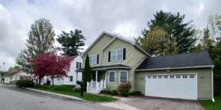 6 Courtney Lane Gallery 1