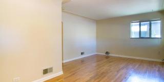 Raised Ranch with Second Kitchen in Prime Location Gallery 6