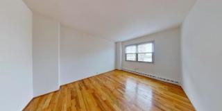 5630 N Sheridan Gallery 2