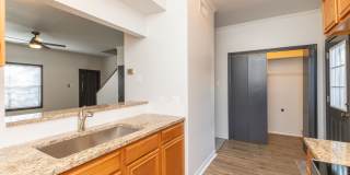 Ridgeway Townhomes on Burnham Drive Gallery 20