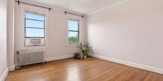 1365 KENNEDY Street NW Gallery 14