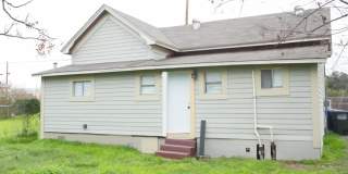 721 S Pine St Gallery 6