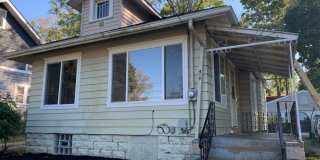 2 Bedroom 1 Bathroom Single Family on Double Lot Gallery 1