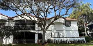 402 SW 158th Ter Gallery 2