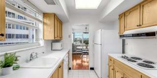4925 Collins Ave Gallery 7