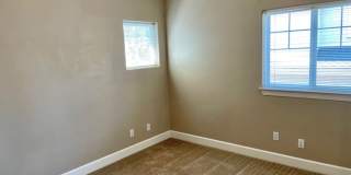 Newer 5 Bedroom House Close to Cal Poly Gallery 15