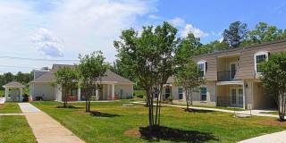Courtyard Commons Gallery 11