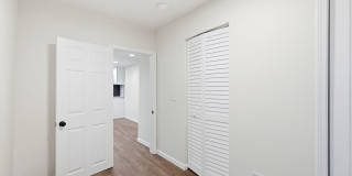 Fully Updated 2-Bed with Modern Finishes Gallery 29