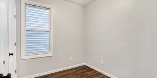 209 N 4Th Street Gallery 8