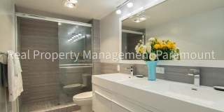 Spacious Condo with Relaxing Pool Views Gallery 8