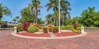 2/2  Beautiful Condo  in great community Gallery 9