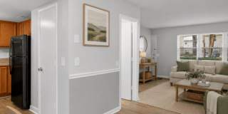 The Landing Gallery 7