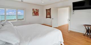 605 Dune Road Gallery 25