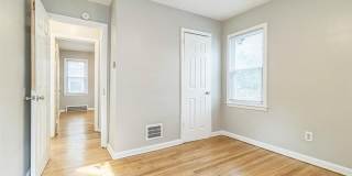 19620 Lyndon Street Gallery 8