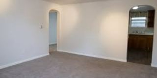 101 N Duluth Ave Gallery 2