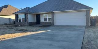 4 bed / 2 bath Ready for move in. Gallery 1