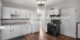 1045 N New Florissant Rd, Florissant, MO 63031 – Move-In Ready & Pet-Friendly! Gallery 7