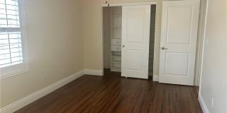 1990 Granemore Street Gallery 27