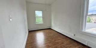 182 Farnham Avenue Gallery 17