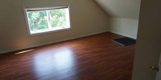 6 Bedroom 3 full bath House Gallery 7