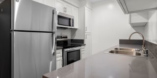 Lombardi Apartments Gallery 26