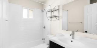 **Remodeled 2/1 Duplex in Southeast Austin – Modern Style, Open Layout, and Prime Location!** Gallery 14