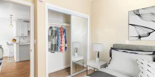 1454-1464 UNION Apartments Gallery 14