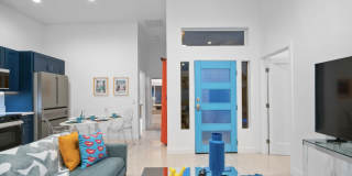 473 1/2 West Sunview Avenue Gallery 5
