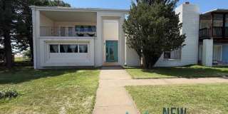 920 Colonial Pkwy Gallery 1