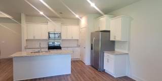 106 Horseshoe Boulevard Gallery 7