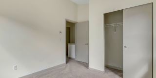 Cheery & Bright Columbia City Townhome Gallery 17