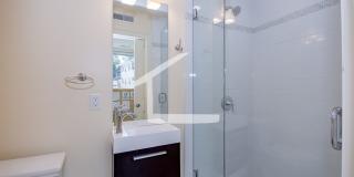 Brand New 3,500 Sq. Ft. Luxury Townhouse in Oak Square w Built In Garage! 1st & Security Only, Laundry In Unit Gallery 13