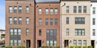 Welcome to Union Park at McLean! Gallery 1