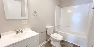 Single-Family Home Downtown--No Breed Restrictions! Gallery 11