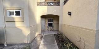 Beautiful Single-Level Condo in Eastlake Shores – Available Now! Gallery 22