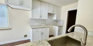 *MOVE IN SPECIAL* Beautiful 3-Bedroom/ 2 Bath REMODELED Home! Gallery 14