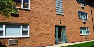 214 S Oak Park Avenue Gallery 1