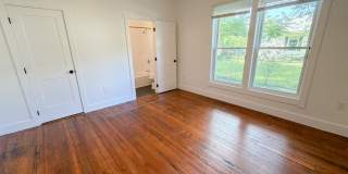 Historic Saint Elmo Charm with Modern Updates – 2 Bed, 2 Bath - Half Off Your First Month's Rent! Gallery 12