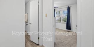 115 S Mendenhall St. Gallery 11