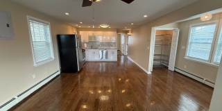 Mint 2 Bed/2 Bath Single-Family Home in Howard Beach! Gallery 5