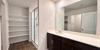 101 Calgary Lane Gallery 25