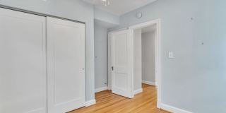 Updated Condo 3 Blocks from Metro Gallery 14