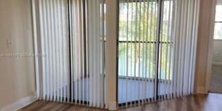 1017 Washington Cir Gallery 1